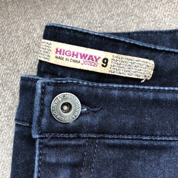 NWOT! - HIGHWAY JEANS - Smooth-Fit Super High-Rise w/Stretch - Picture 2 of 6